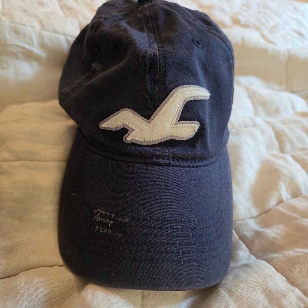 Hollister Baseball Cap Mens OS Navy Blue Distressed Logo Dad Hat